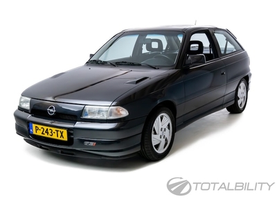 Opel Astra Benzine