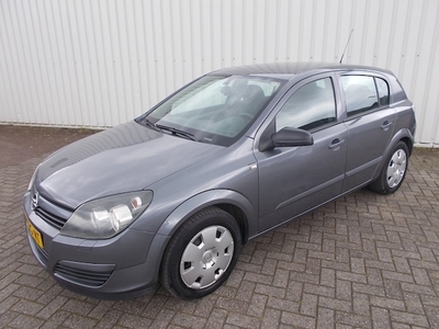 Opel Astra Benzine