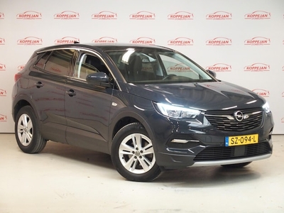 Opel Grandland Benzine