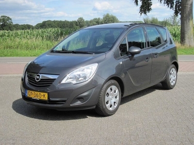 Opel Meriva Benzine