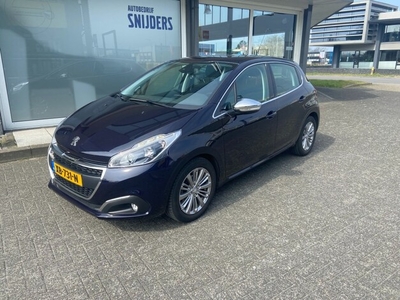 Peugeot 208 Benzine