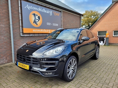 Porsche Macan Benzine