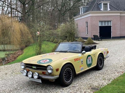 Triumph TR6 Benzine