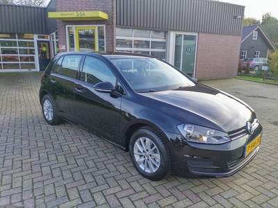 Volkswagen Golf Benzine