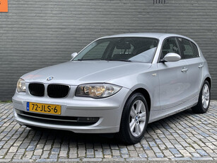 BMW 1-SERIE 116I BUSINESS LINE I AIRCO I LICHTMETALEN VELGEN I ELEKTRISCHE RAMEN I ALL-PRIJS