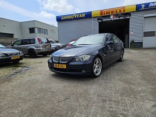 BMW 3-serie 320i 6 Versn Goed rijdende en nette auto