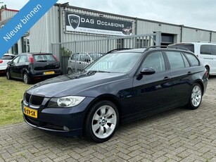 BMW 3-serie Touring 320i