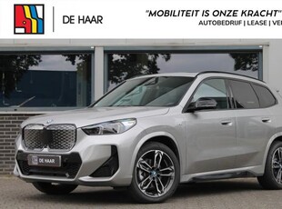 BMW Sport Ix1 eDrive20 67 kWh - M- Winterpakket Innovatiepakket