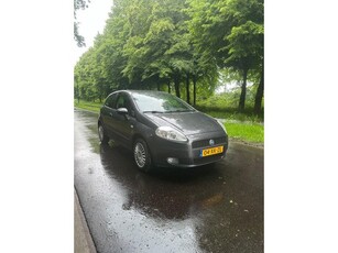 Fiat Grande Punto 1.4 Dynamic Nw APK!