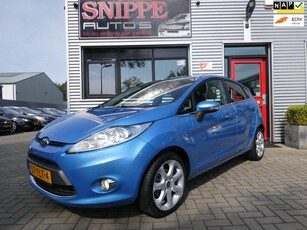 Ford Fiesta 1.4 Titanium -AUTOMAAT-5DRS.-AIRCO-CRUISECONTROL-PDC ACHTER-ORIGINEEL NEDERLANDS!-LICHTMETALEN VELGEN-ETC.