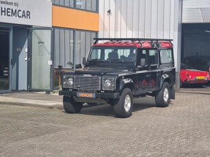 Land Rover Defender 2.5 TD5 110 SW (bj 2004)