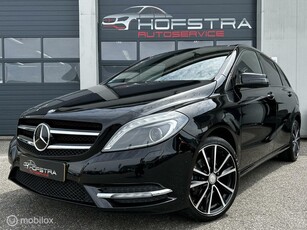 Mercedes B-klasse 200 Ambition Pano Leer Camera Trekhaak Vol