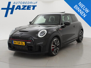 Mini Mini 2.0 JCW 232 PK JOHN COOPER WORKS ESSENTIAL + ADAPTIVE CRUISE / PANORAMA / LEDER / CAMERA