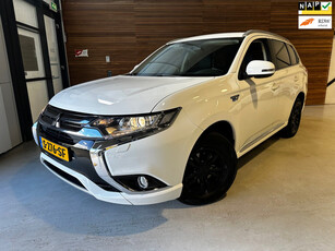 Mitsubishi Outlander 2.0 PHEV Instyle | Bluetooth | Alcantara | Camera | PDC | LED | Climatronic | Cruise control |