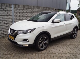 Nissan Qashqai 1.3 DIG-T N-Connecta Panodak Navi Apple Car Play Keyless Entry Rondom Camera Clima Cruise 2x PDC LMV Trekhaak.