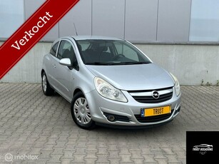 Opel Corsa 1.2-16V Stuur en stoellverwarming APK NAP AIRCO