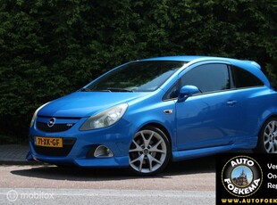 Opel Corsa 1.6-16V T OPC