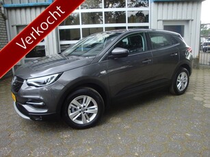 Opel Grandland X 1.2 Turbo Elegance