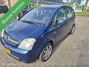 Opel Meriva 1.6-16V Cosmo