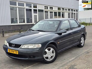 Opel Vectra 1.6-16V Business Edition/Airco/EleckRamen/APK!