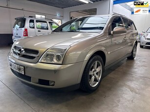 Opel Vectra Wagon 2.2-16V Elegance NIEUWE APK