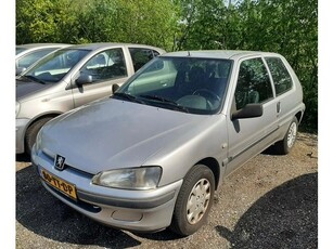 Opel Corsa 1.2-16V Elegance Airco!