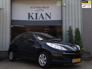 Peugeot 206 + 1.1 XRLage kmstandAirco1e eigenaar