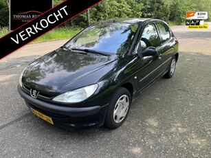 Peugeot 206 1.4 HDi X-line 2003 | Inruilkoopje | Radio CD | Elektrische Ramen | Rijd en schakelt goed |