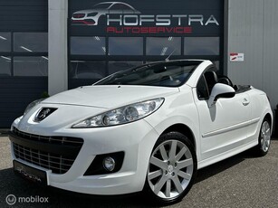 Peugeot 207 CC 1.6 VTi Griffe Clima Leer PDC Trekhaak Cruise