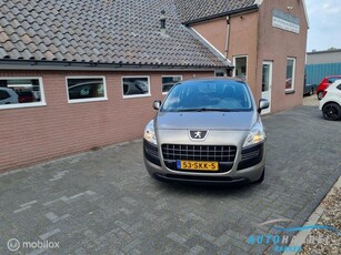 Peugeot 3008 1.6 VTi SR 120 pk met trekhaak