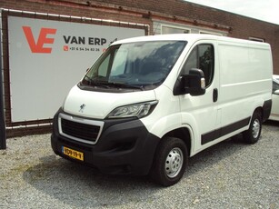 Peugeot Boxer 330 2.2 BlueHDi 120 L1H1 Premium Lichte