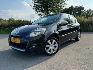 Renault Clio 1.2 TCe Night & Day CLIMA/NAV/ECC/TREKH