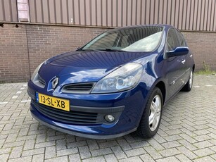 Renault Clio 1.4-16V Dynamique Luxe 5drs. Airco Trekhaak APK