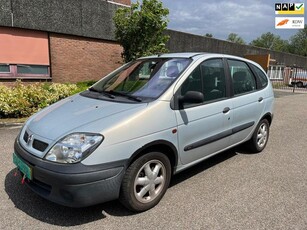 Renault Scénic 1.4-16V RT Nieuwe APK