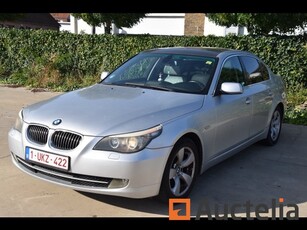 Sedan BMW 528i (2008 / WBA NU5 351 8C 117 186)