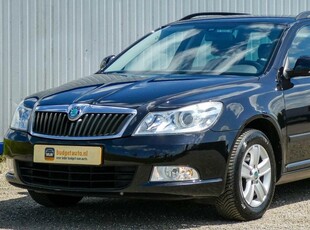 Skoda Octavia Combi 1.2 TSI Ambition Bus. Line - Dealer Auto