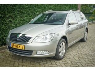 Skoda Octavia Combi 1.2 TSI GROOT ONDERHOUD TREKHAAK