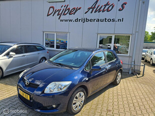 Toyota Auris 1.6-16V Luna