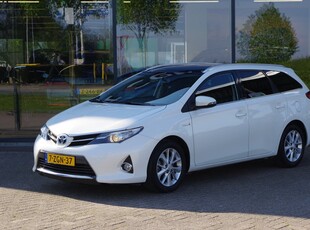 Toyota Auris Touring Sports 1.8 Hybrid Lease, Panoramadak, Navigatie, Cruise Control, Camera