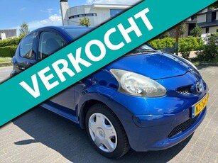 Toyota Aygo 1.0-12V airco nieuwe a.p.k + banden.