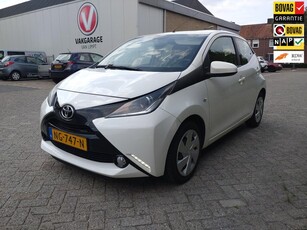 Toyota Aygo 1.0 VVT-i x-playAfleverklaarCameraNAP