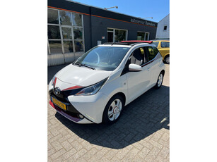 Toyota Aygo 1.0 VVT-i x-pose cabrio