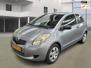 Toyota Yaris 1.0 VVTi Terra/AIRCO/ELEKRAMEN/STUURBEKR/GOED