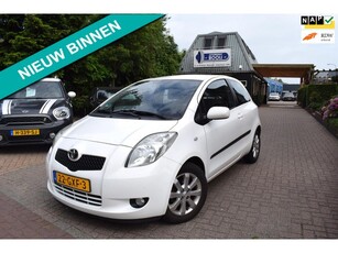 Toyota Yaris 1.3 VVTi Sol AIRCO/LMW 15 INCH/ELEKTR