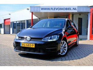 Volkswagen Golf 1.0 TSI R-Line NaviClimaAdapt.CruiseLMV