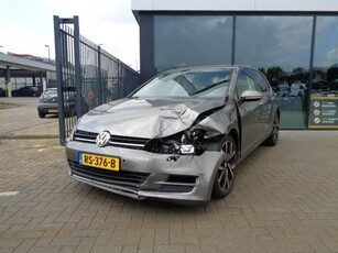 Volkswagen Golf 1.4 TSI Connected Series / Voorschade ( Wok