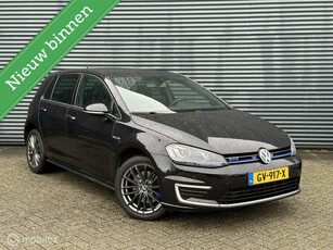 Volkswagen Golf 1.4 TSI GTE Hybride | PDC |