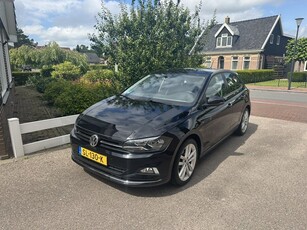 Volkswagen Polo 1.0 TSI DSG AUTOMAAT HIGHLINE DIGITAAL DASBOARD CLIMATE CONTROLE SFEER VERLICHTING PARKEERSENSOREN GOED ONDERHOUDEN!!