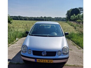 Volkswagen Polo 1.4-16V