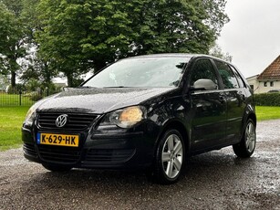 Volkswagen Polo 1.4-16V Comfortline Airco